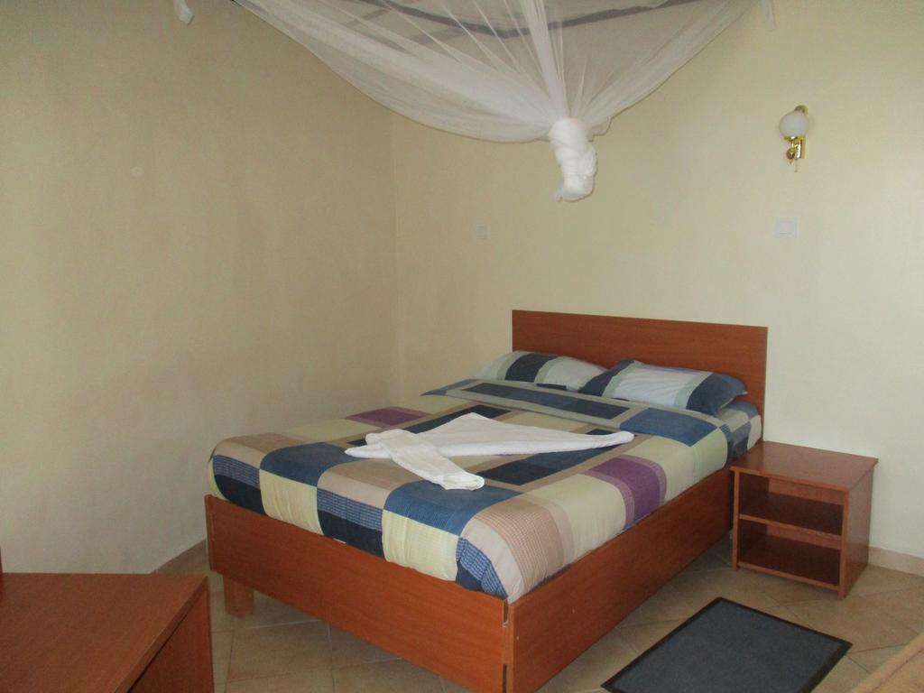 Ack Guest House Homa Bay Esterno foto