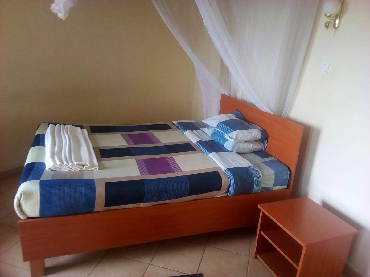 Ack Guest House Homa Bay Esterno foto