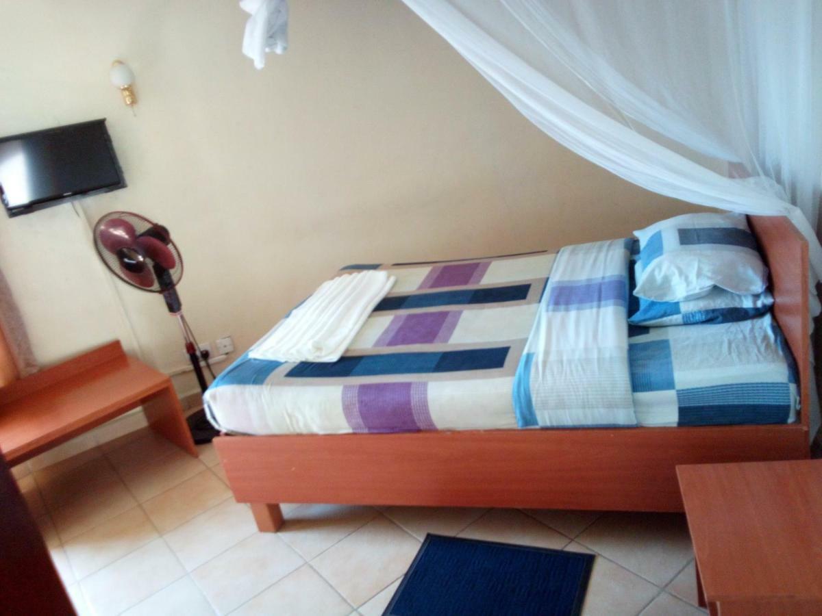 Ack Guest House Homa Bay Esterno foto