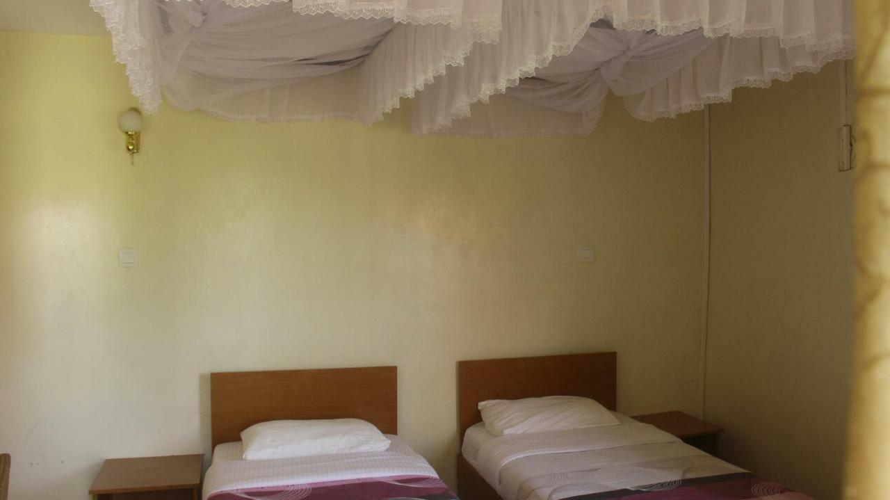 Ack Guest House Homa Bay Esterno foto